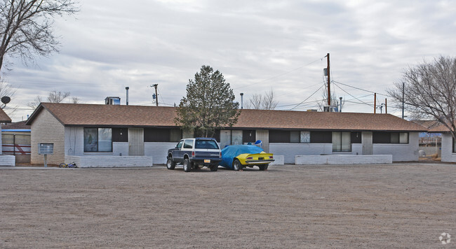 Building Photo - 1026 S Main St