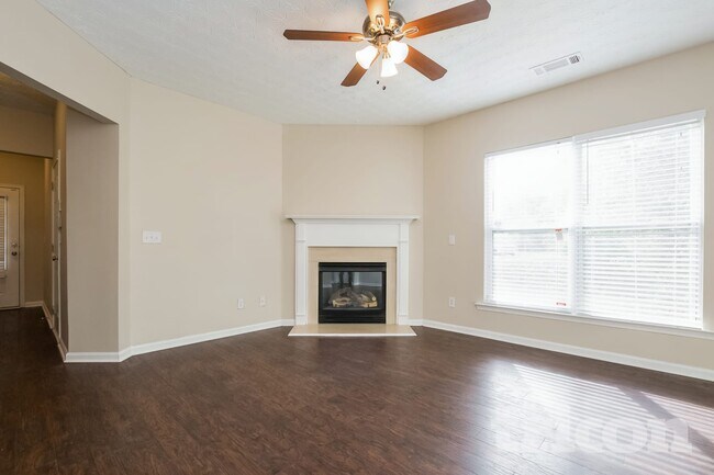 Building Photo - 155 Abenberg Ct