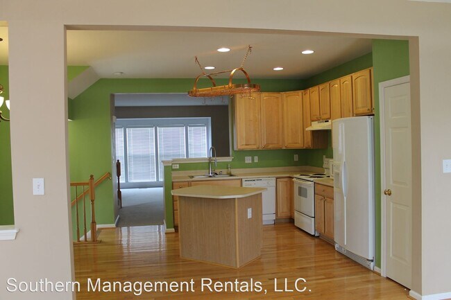 Foto del edificio - 3 br, 3 bath House - 7131 S. Sentinel Lane