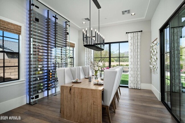 Foto del edificio - 10203 E Camelot Ct
