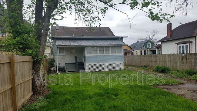 Foto del edificio - 660 S 36th St