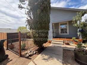 Building Photo - 112 Coronado Ave