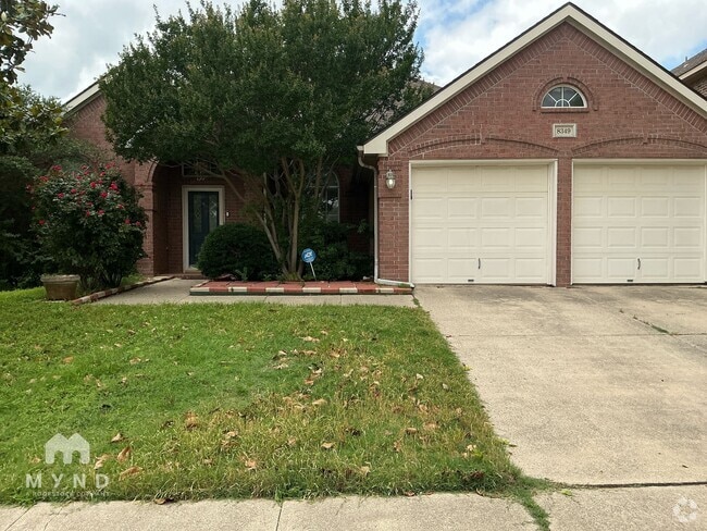 Building Photo - 8349 Everglades Cir