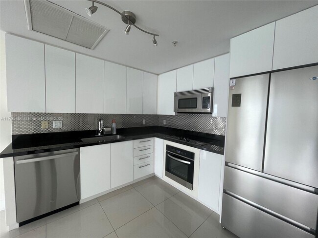 Foto del edificio - 92 SW 3rd St