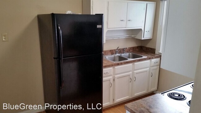 Building Photo - 4 br, 1.5 bath House - 4117 S 3rd St