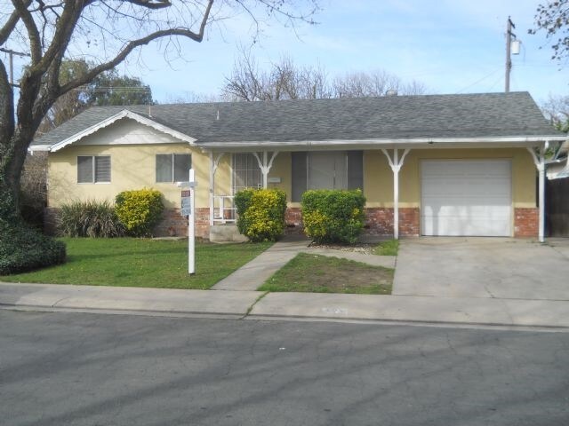 Building Photo - 505 Custer Ct