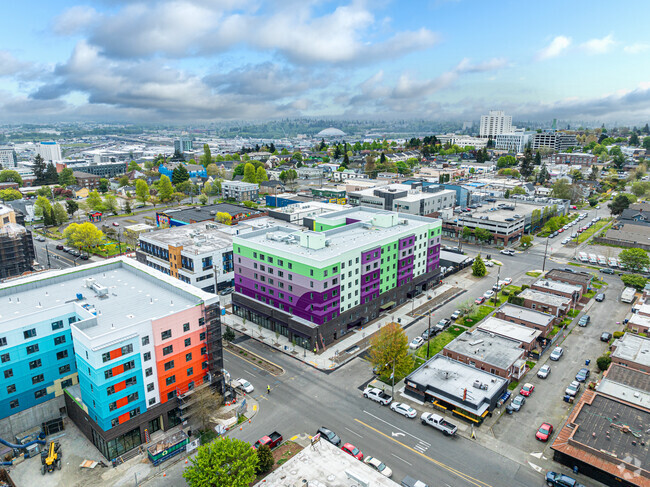 Aerial Photo - Housing Hilltop