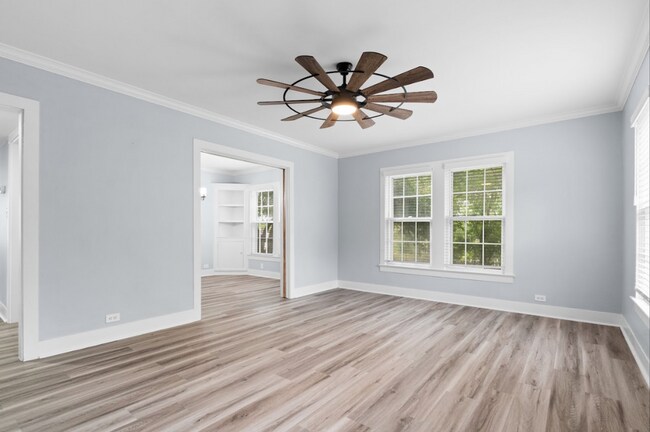 Foto del edificio - Updated 3-Bed, 2-Bath Home on Private Road...
