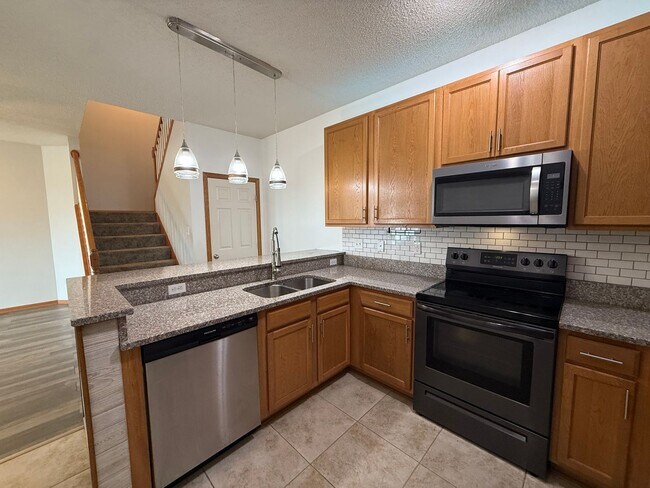 Foto del edificio - 14649 Sapphire Way