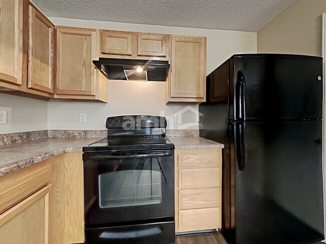 Foto del edificio - 34 Frostwood Ln