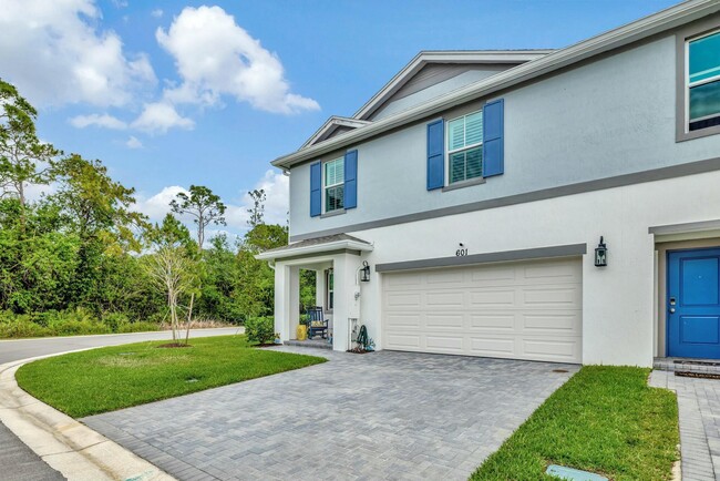 Foto del edificio - 601 Waters Edge Ln