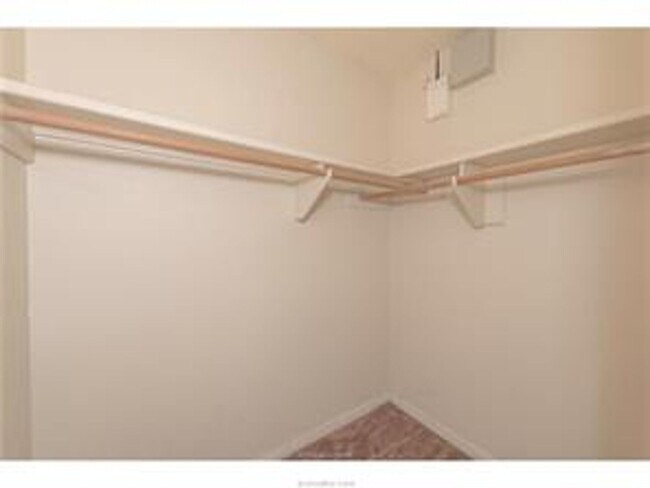 Foto del edificio - Spacious 3/2 duplex in great location
