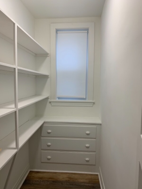 Foto del edificio - 4746 N Linder Ave