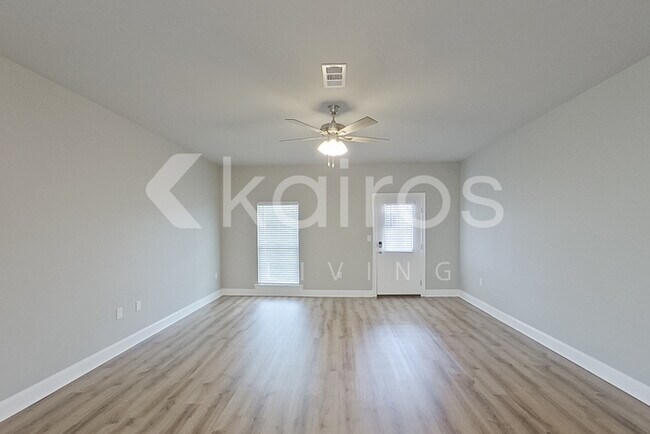 Foto del edificio - 13796 Pinyon Dr