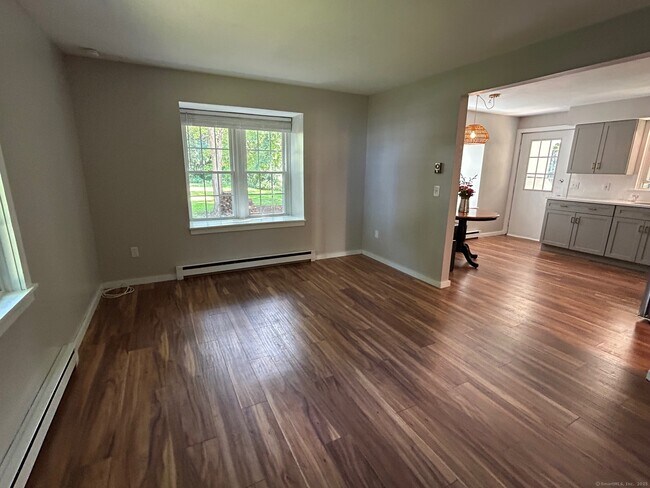 Foto del edificio - 10 Falls River Cir