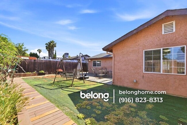 Building Photo - 7137 Reyn Oaks Way