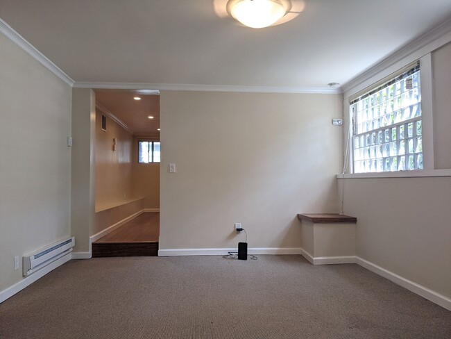 Photo - 1192 Page St Apartment