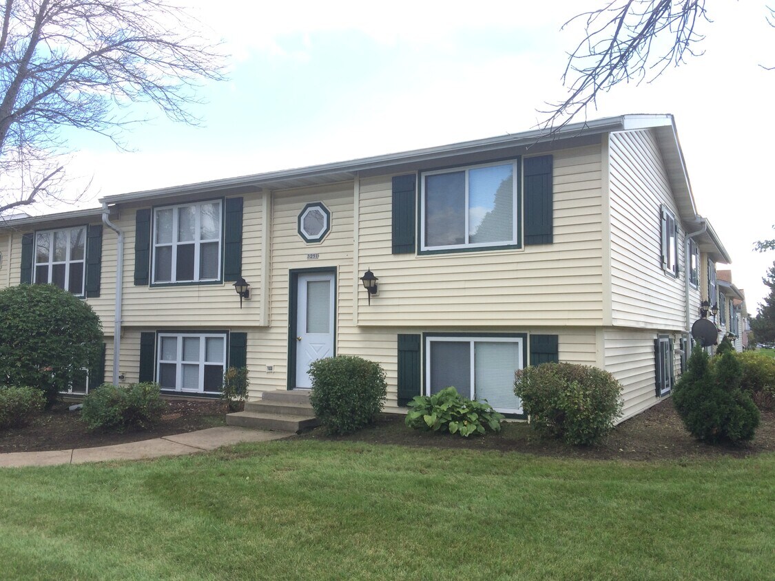 Foto principal - 3251 Graydon Ave