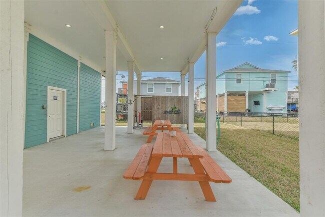 Foto del edificio - 4022 Fort Bend Dr
