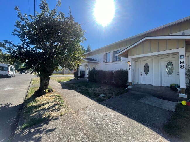 Foto del edificio - Newly Updated 2 Bedroom!