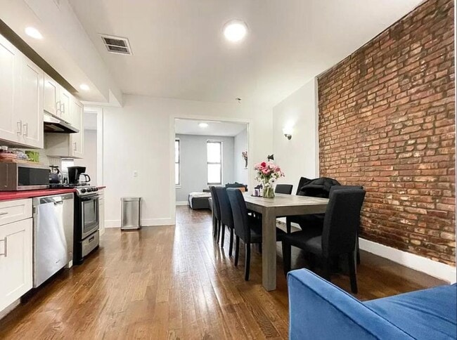 3 bedroom in Brooklyn NY 11216 - 3 bedroom in Brooklyn NY 11216 Apartment