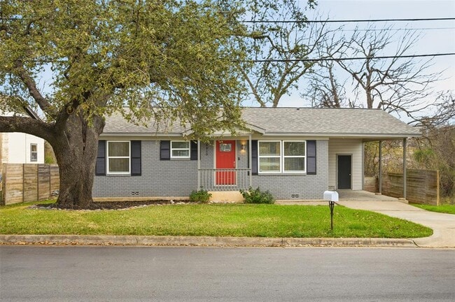 Building Photo - 4810 Creekwood Rd