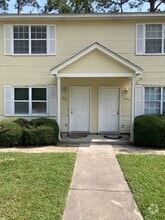 Building Photo - 1492 Ricardo St