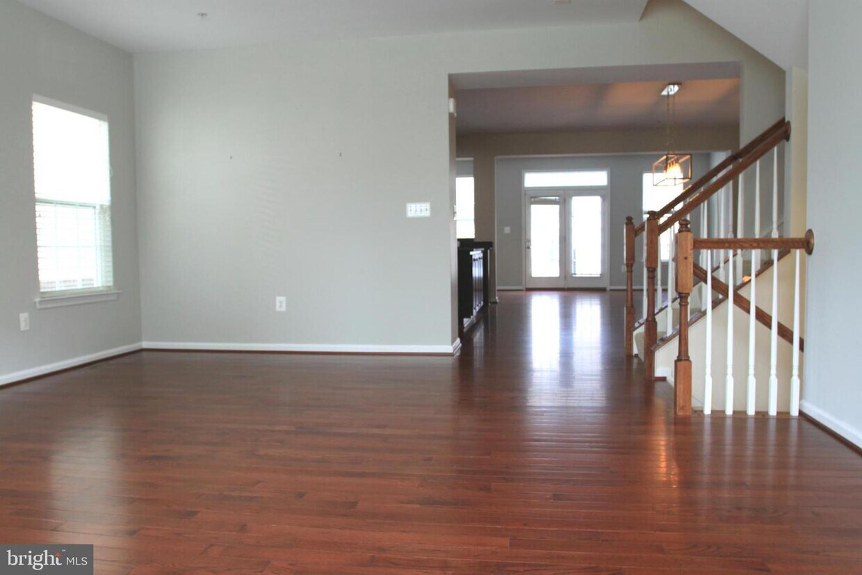 Foto principal - 22780 Autumn Breeze Ave