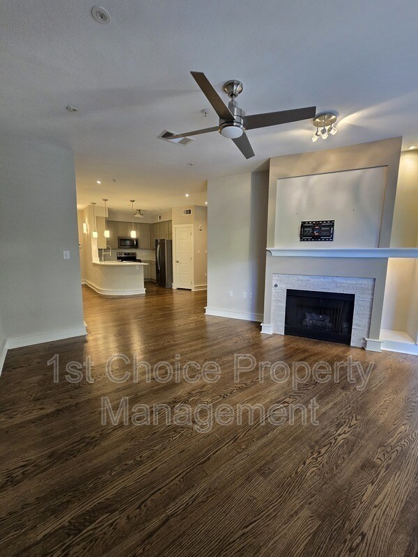 Foto del edificio - 3333 Darcy St