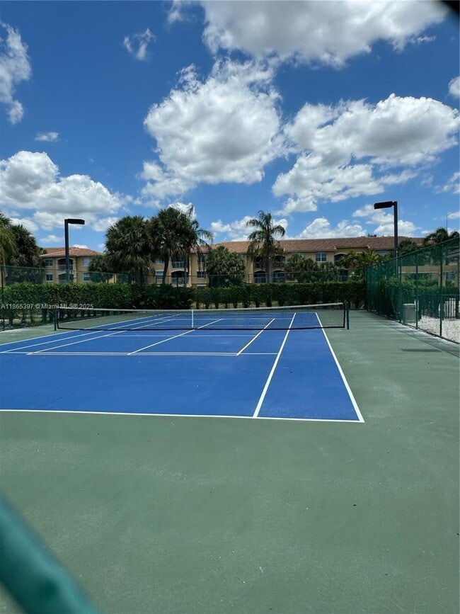 Foto del edificio - 9615 NW 1st Ct