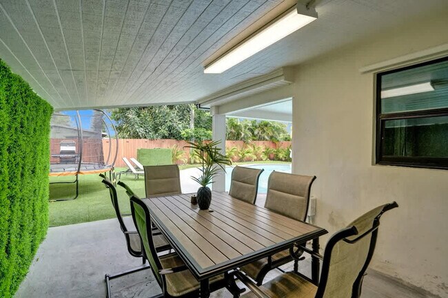 Foto del edificio - 7531 Simms St