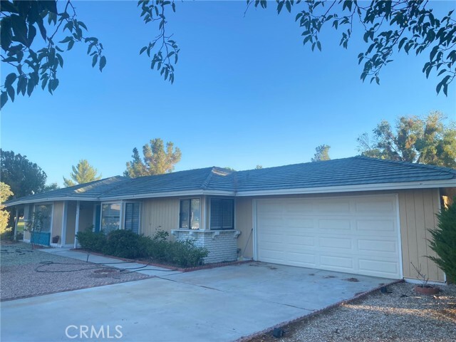 Building Photo - 15191 Blue Grass Dr