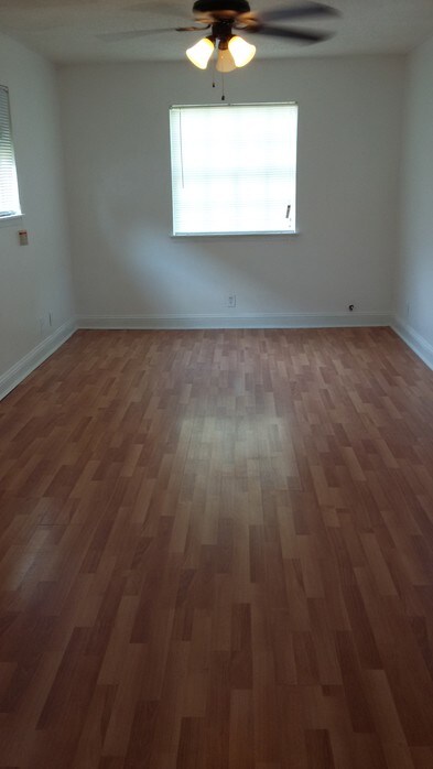 Foto principal - 577 Terry Pkwy