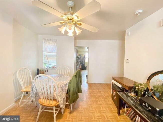 Foto del edificio - 1625 Page St