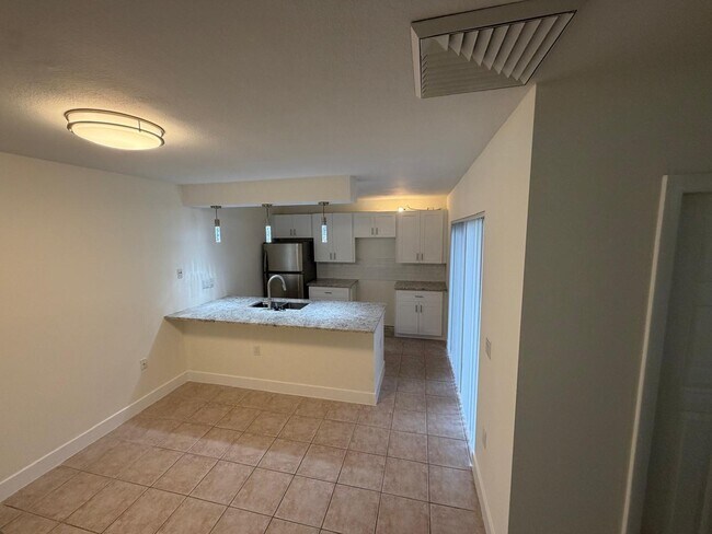 Building Photo - 607 Green Springs Pl