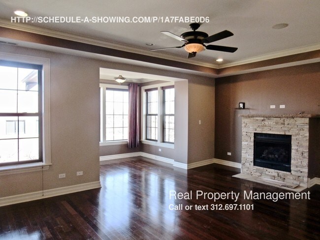 Foto del edificio - 1367 E 64th St