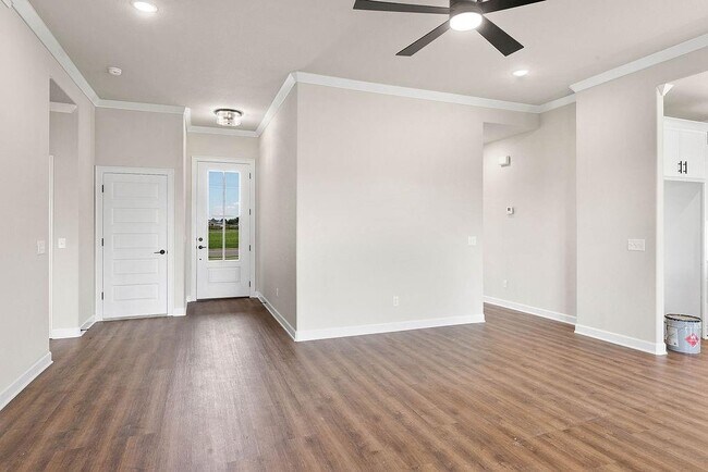 Building Photo - 1811 Bugg St