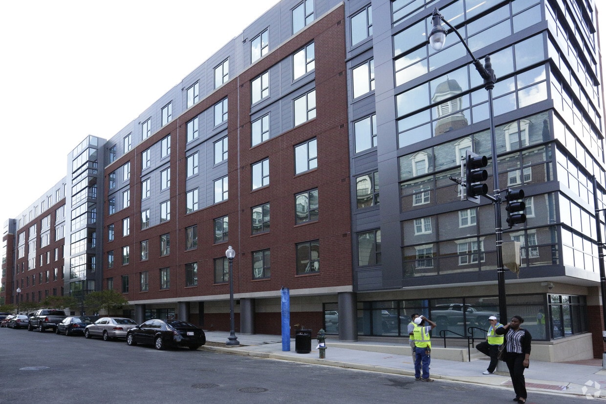 College Hall North Apartments Washington Dc Apartments Com