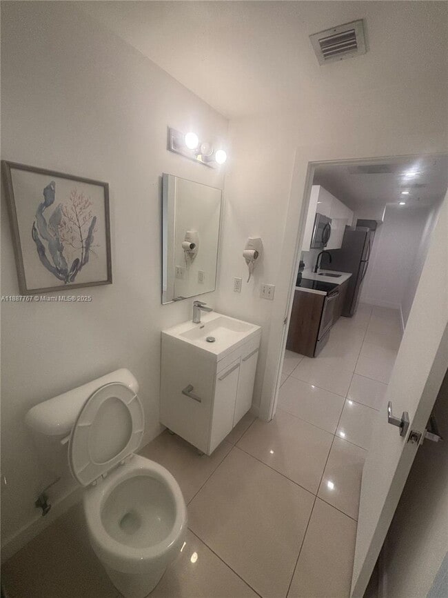 Foto del edificio - 821 SW 18th Ave