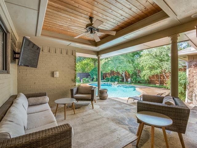Building Photo - 3709 Peter Pan Dr