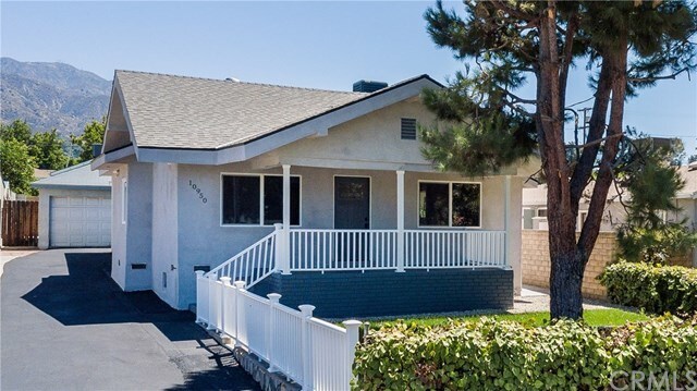 Primary Photo - 10950 Odell Ave