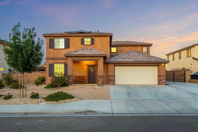 Building Photo - 44112 Sierra Vista Dr