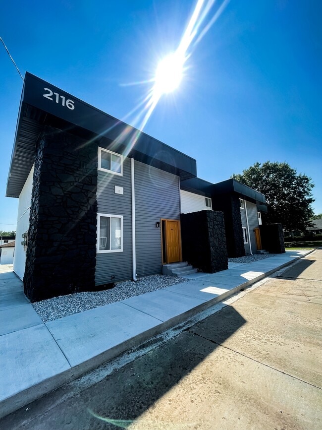 Exterior - Dryden