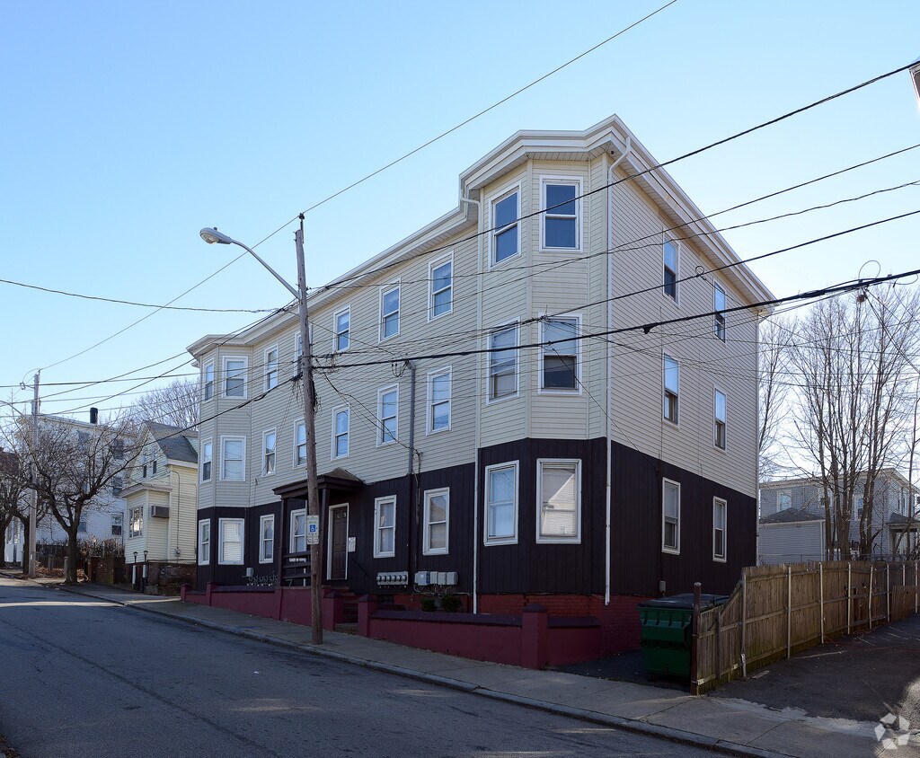 Building Photo - 25 Hillhurst Ave