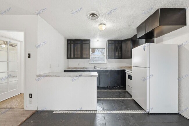 Foto del edificio - 6921 Greenlee St