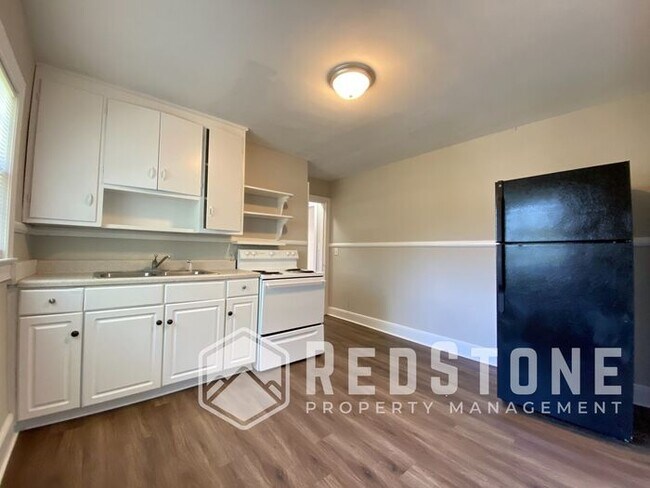 Foto del edificio - 2 Bedroom, 1 Bath - House