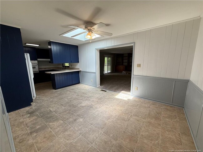 Building Photo - 611 Galloway Dr