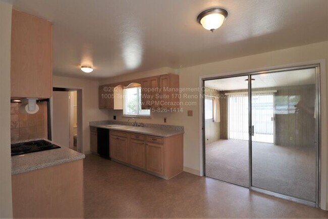 Building Photo - Three-Bedroom Home in Old Northwest