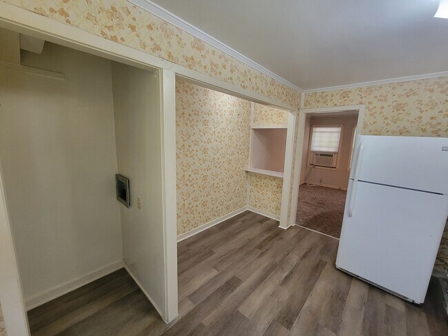 Foto del edificio - 4030 E Whitney Ln