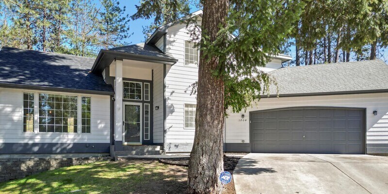Primary Photo - 1204 W Candlewood Ct